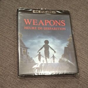 4K Ultra HD Movie - Weapons